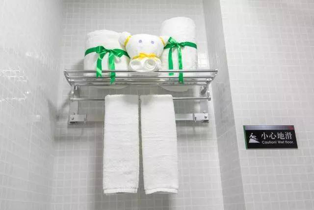 「8月」不限行，299元抢大亚湾霞涌海悦公馆观景房“赏”碧海蓝天