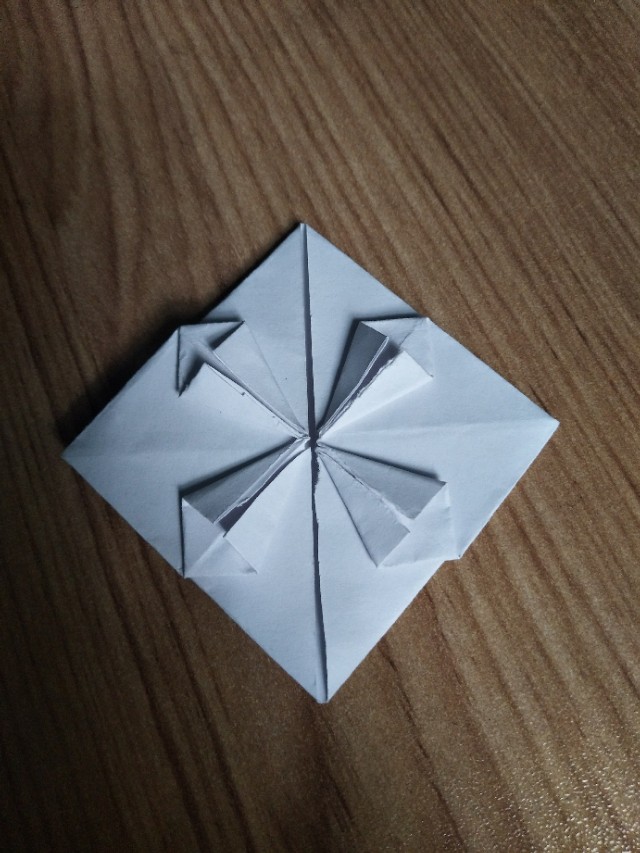 手工折纸爱心的折法简单,小爱心手工折纸超简单