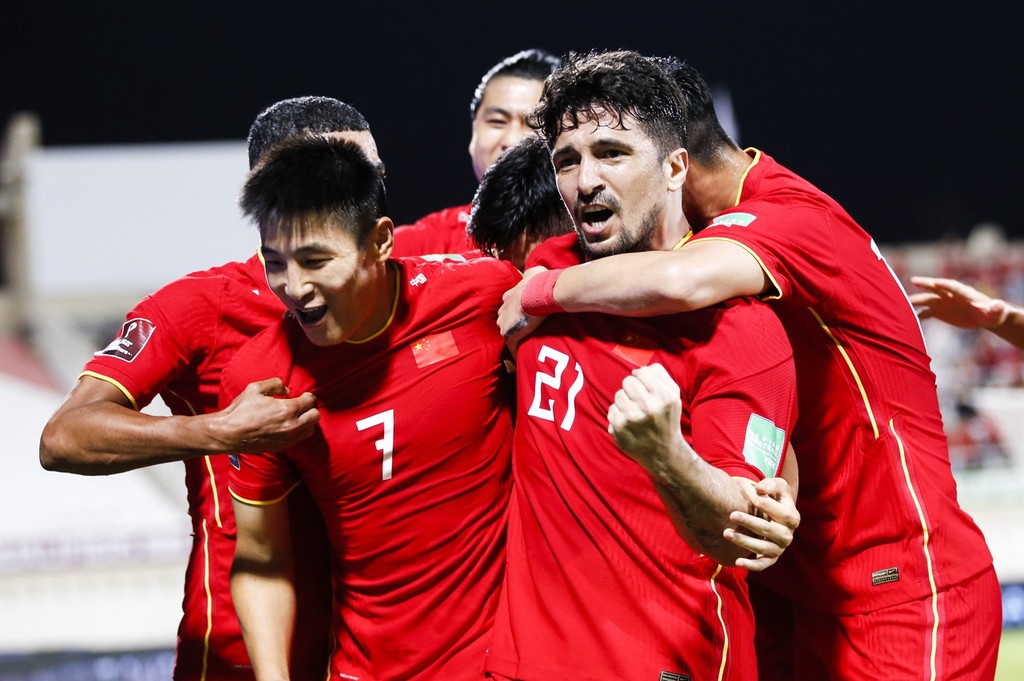 董路洛国富对日本放弃防守视频,洛国富对董路