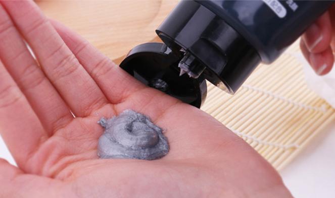 抖音上爆火去螨虫黑头的洗面奶,全网很火男生洗面奶