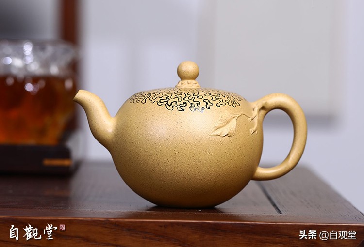 看到好看茶具就忍不住想买,绿色紫砂壶值得收吗