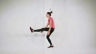 疫情严峻宅在家里怎么练？送给跑者5套不带重样的力量训练动作