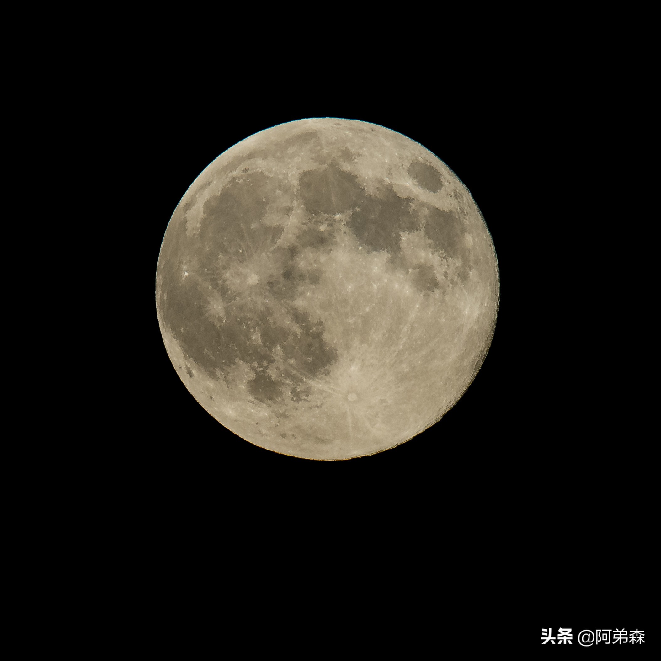 太阳系到底有多少的天体,太阳系有多少月亮一样的星球