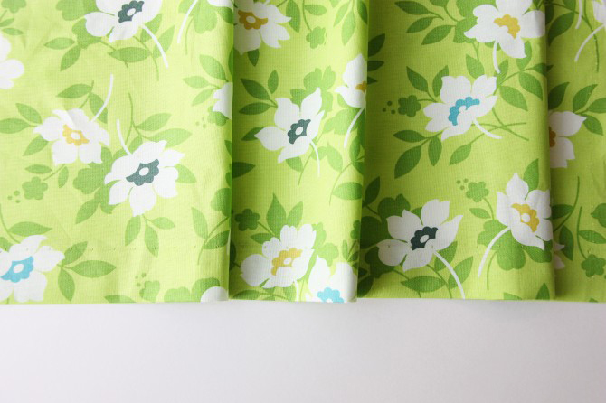 百褶裙有点大了解决小技巧,一条白色百褶裙有多好穿