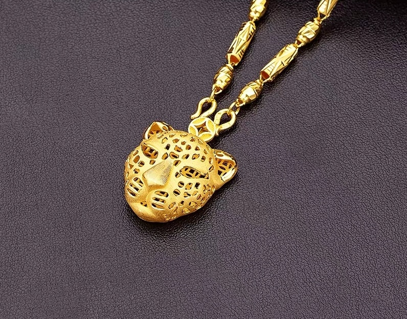 男士适合戴什么翡翠吊坠好看,男士吊坠貔貅和田玉