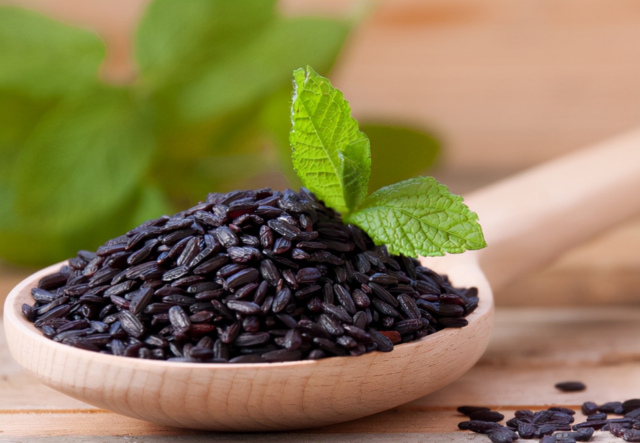 补肾食材选择哪些好呢男性,男人补肾益精的食物有哪些呢