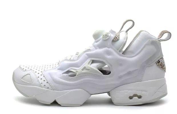 秋冬潮鞋推荐保暖球鞋来一波,潮鞋速递2020解构风格球鞋