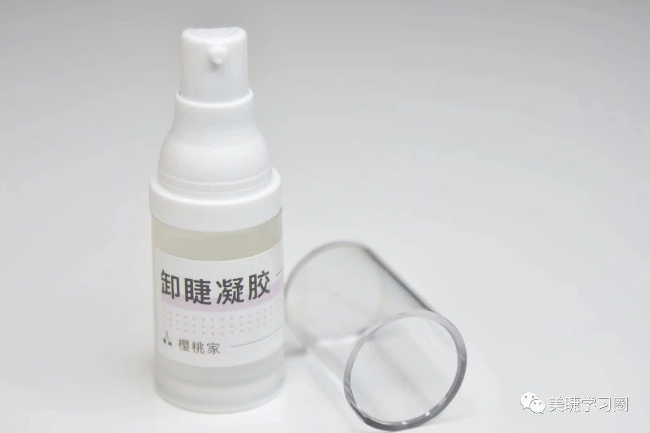 「理论」顾客皮肤、头发沾上胶水怎么办?