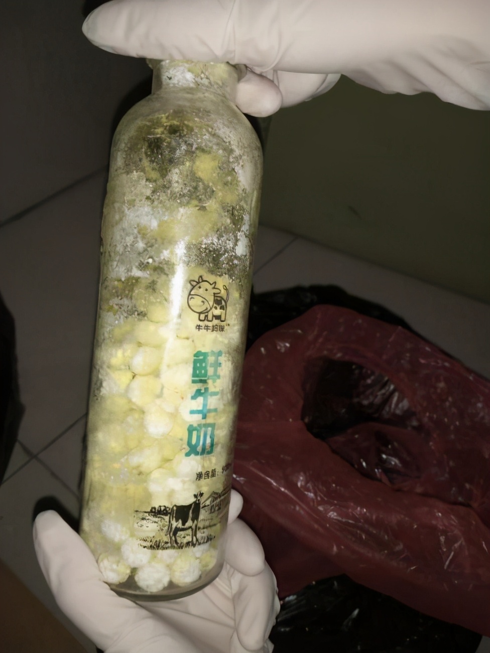 深圳儿童氯气中毒,小孩氯气中毒