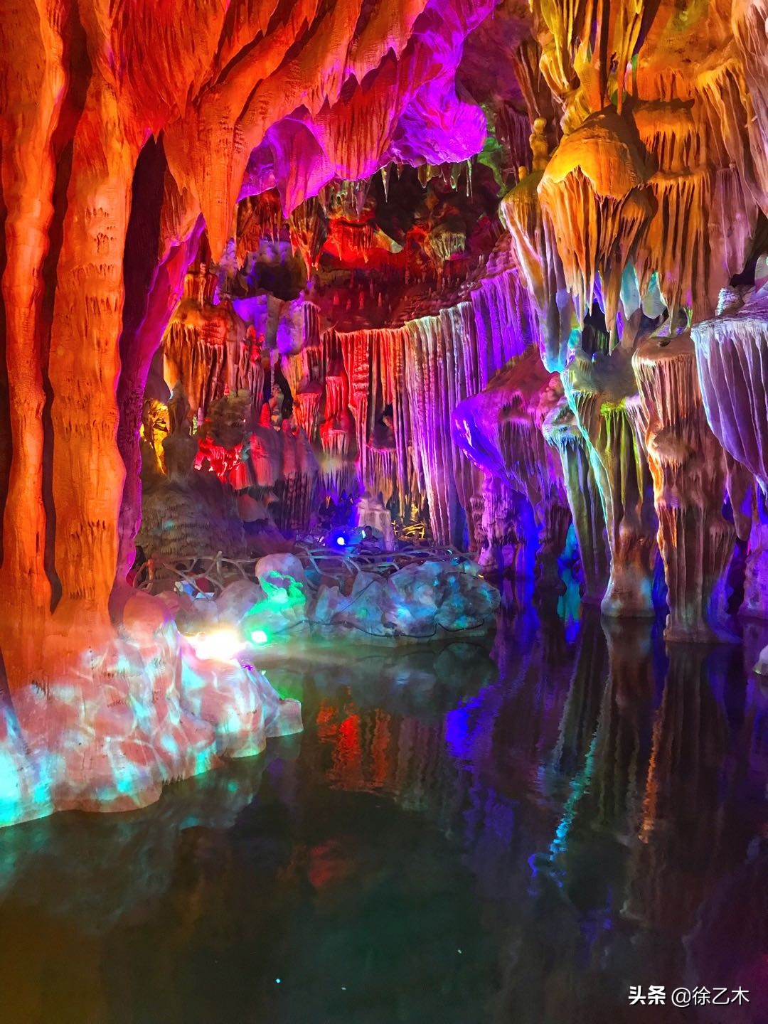 成都溶洞漂流旅游攻略,初秋成都适合游玩地方