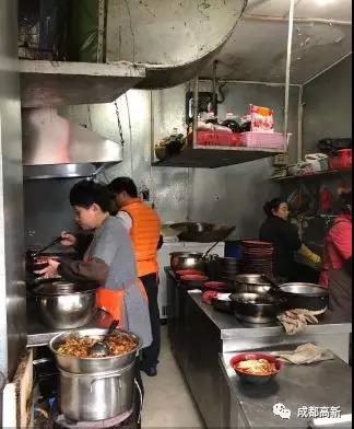 老成都干海椒抄手牛肉面,老成都板凳面外送