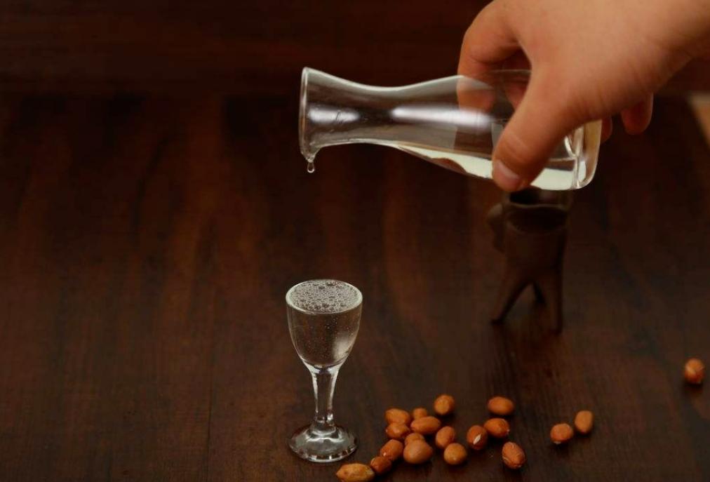 浓香型白酒十大名牌,这5款白酒都曾是家中常备