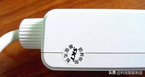 插排界的工匠精神，3年时间117种原料反复测试，打造防水安全插排