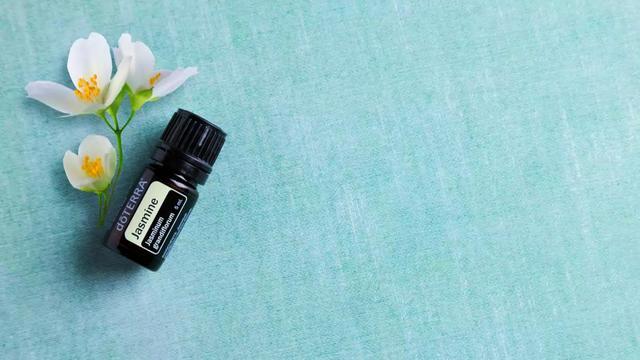 茉莉花精油一次用多少,重瓣茉莉精油