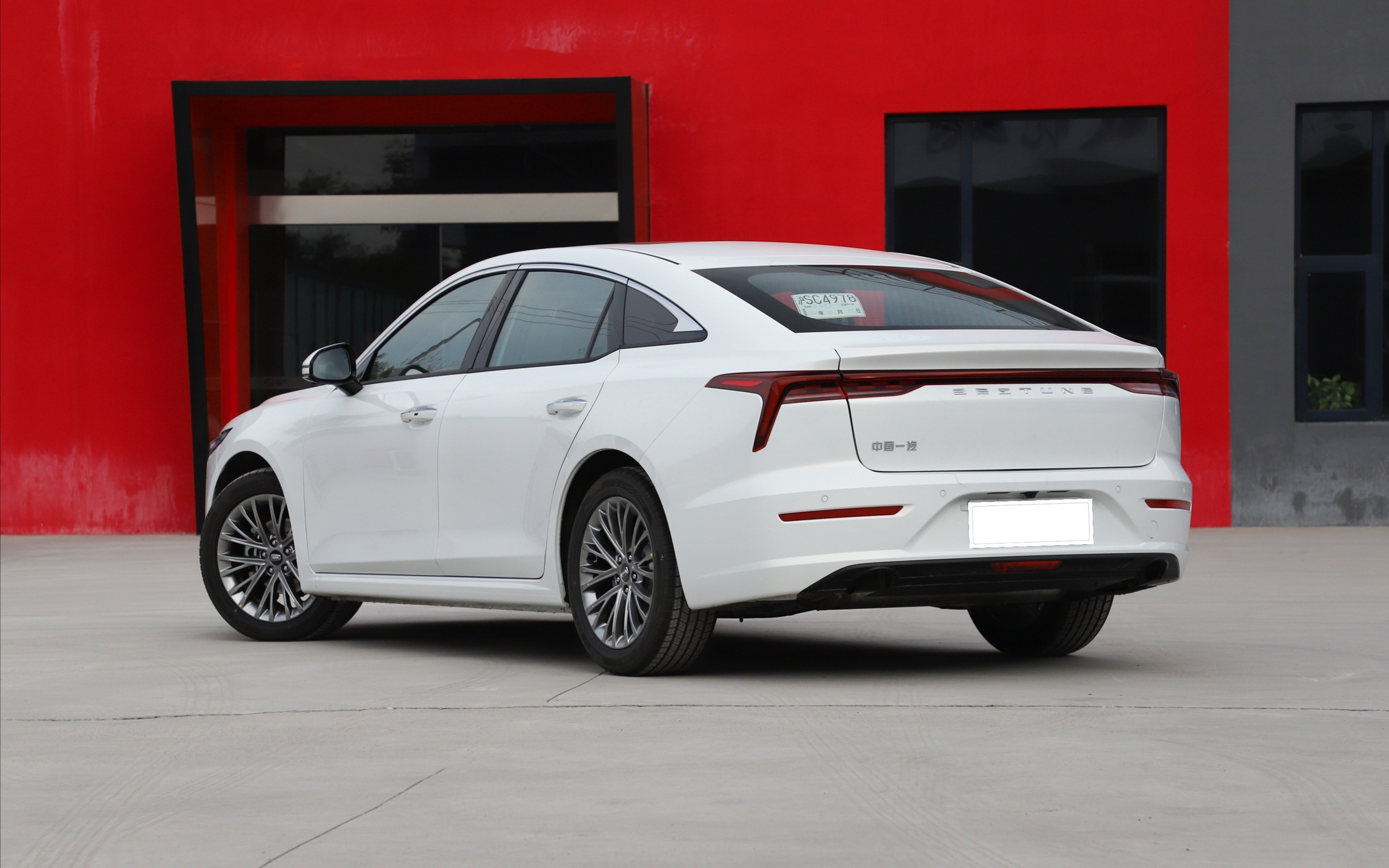 新款奔腾b70空间,10款奔腾b70空间怎么样