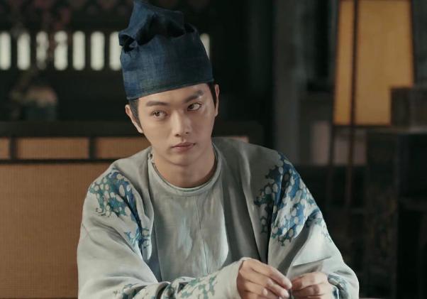 男星发腮发胖,男明星发腮对比