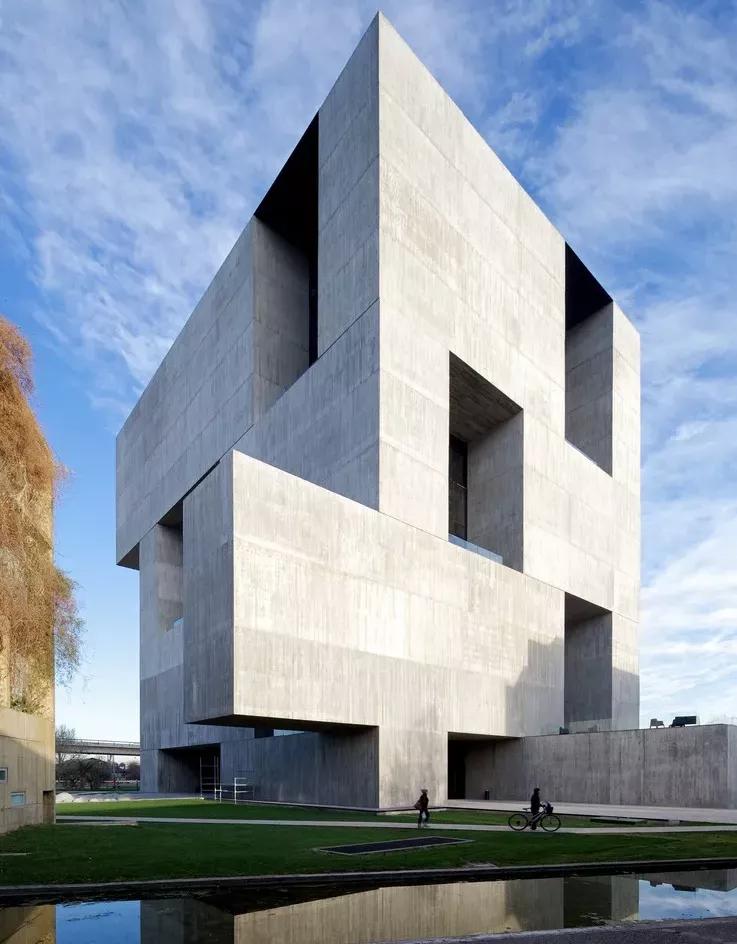 年轻人不走寻常路的图片,不走寻常路的时尚