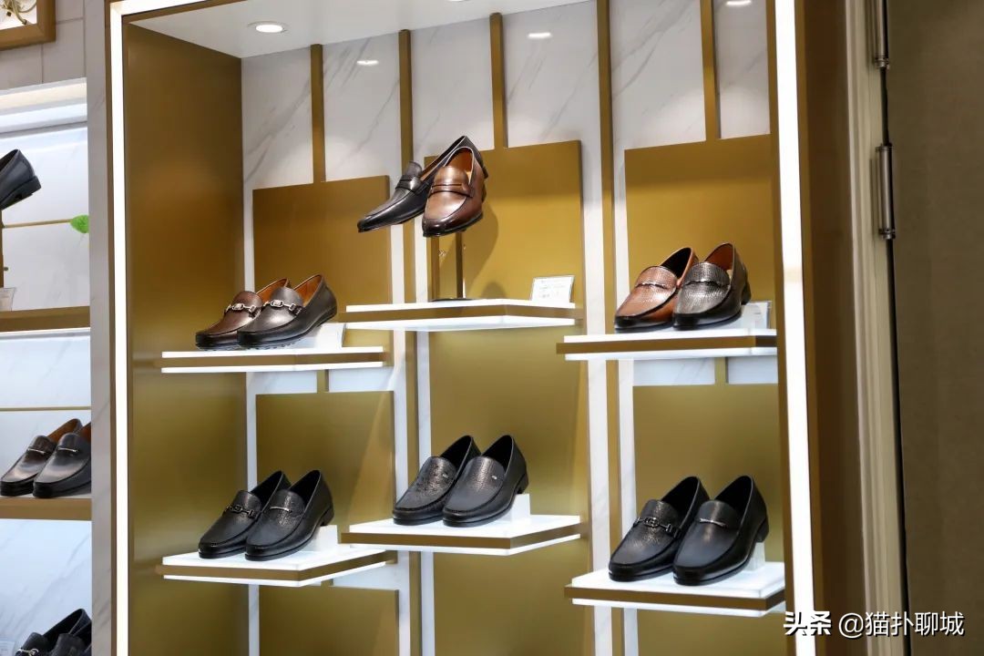 鞋子春天新款女鞋小白鞋,春夏秋都可以穿的小白鞋