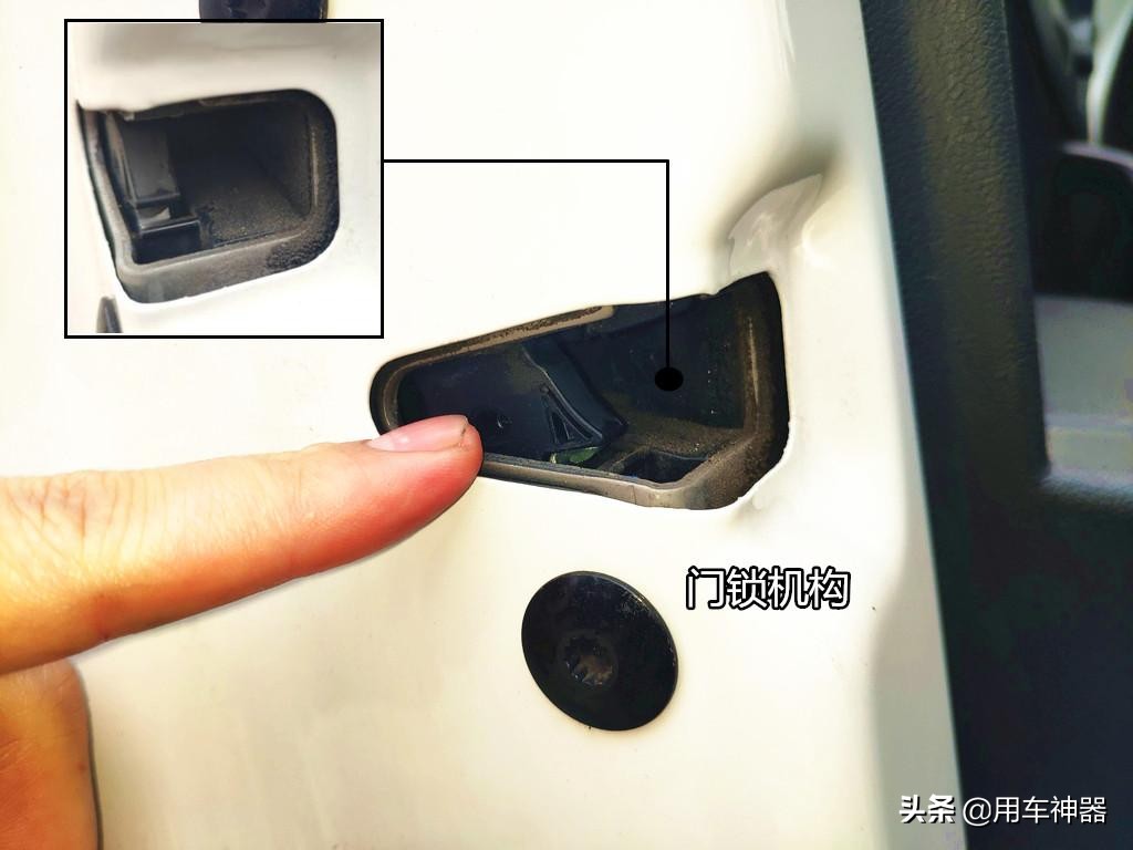 车门不经常开有异响,车门难拉开维修要多少钱