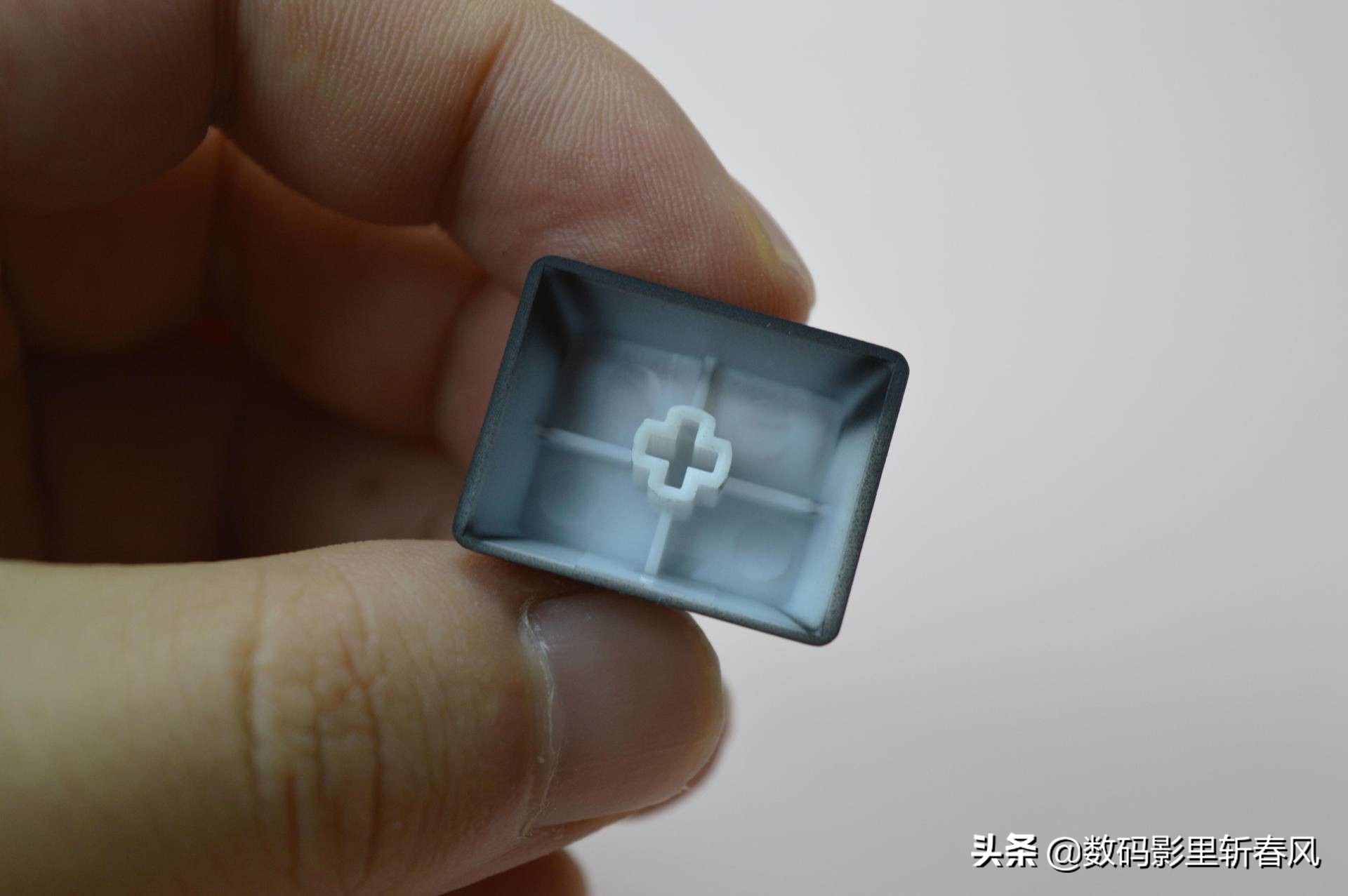 purltkl键盘樱桃青轴,磁吸防尘网推荐