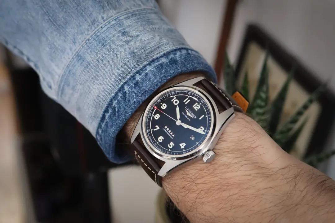 浪琴最适合年轻男士的手表是哪款,简约风三款浪琴男士腕表推荐