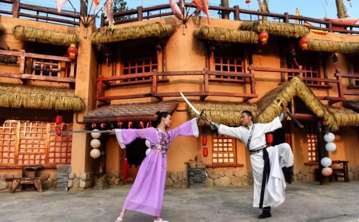 周城传奇：刀剑合璧侠客行