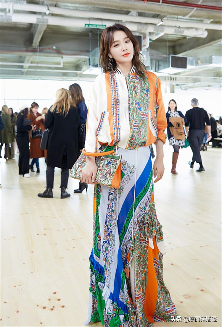 春夏穿什么碎花裙好呢,初春有一种逆天美碎花裙