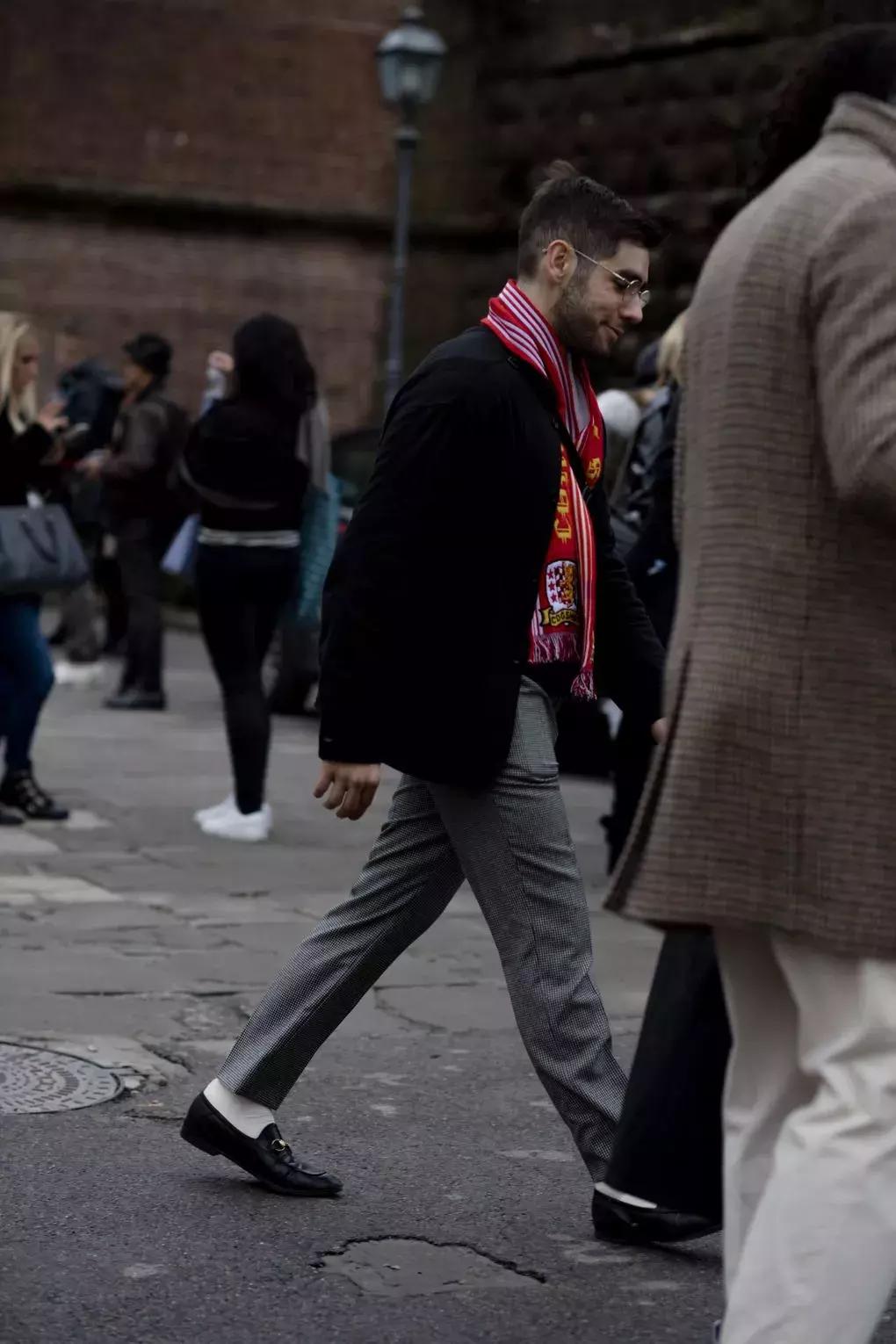 白袜子真的很白吗,白袜子吸引力很大吗