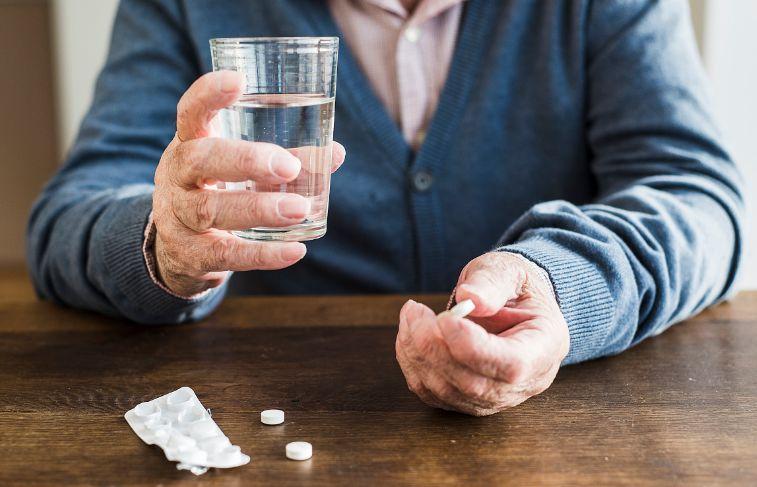 39岁男子查出肝癌,35岁男子查出肝癌身上有特殊记号