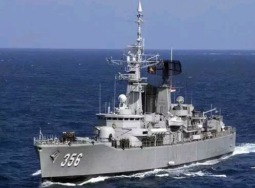 纳土纳对峙中的C802，卖给印尼的*器武**，终于被用来对付我们自己