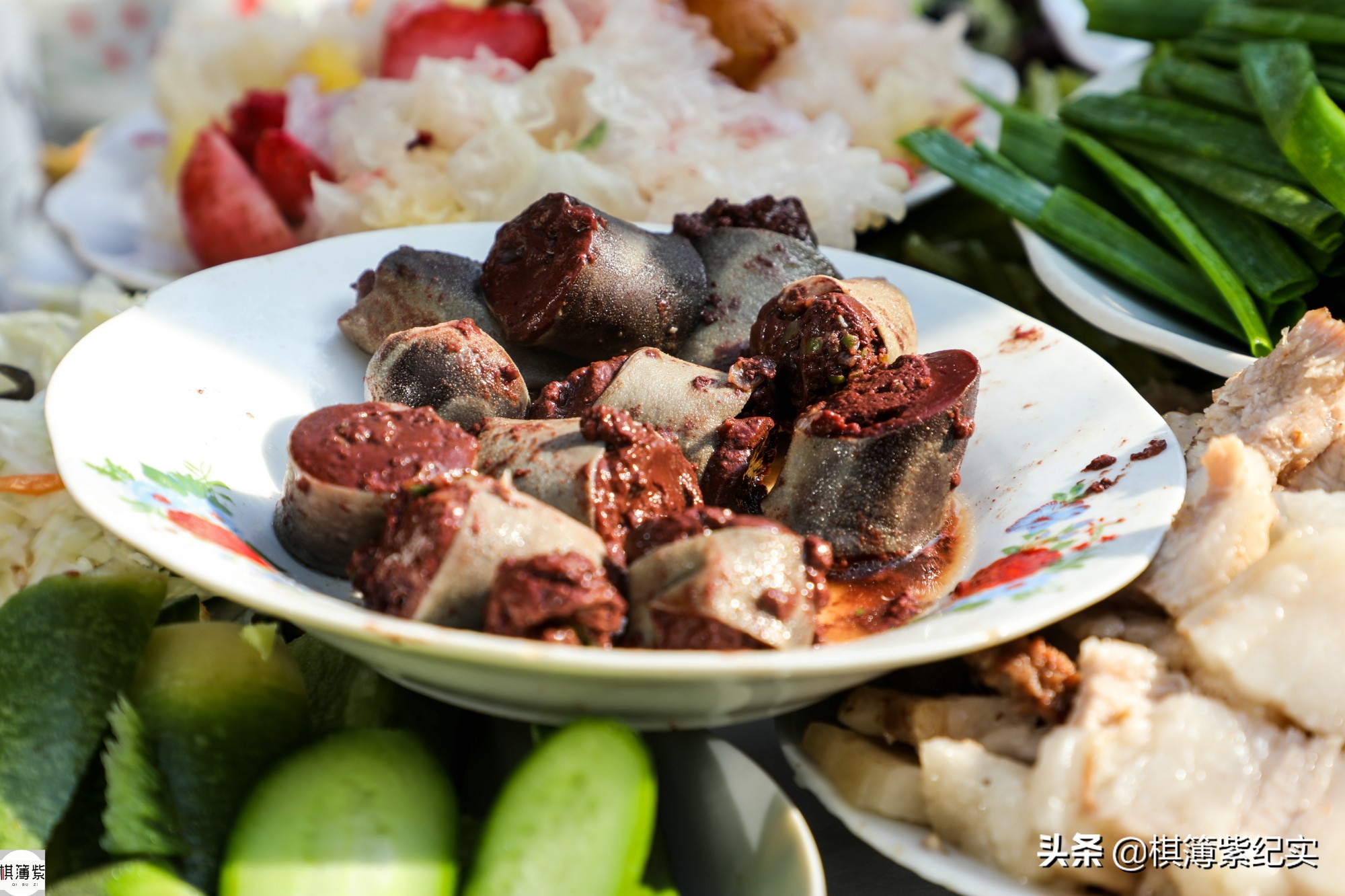 东北杀年猪的视频,东北农村杀大年猪完整版