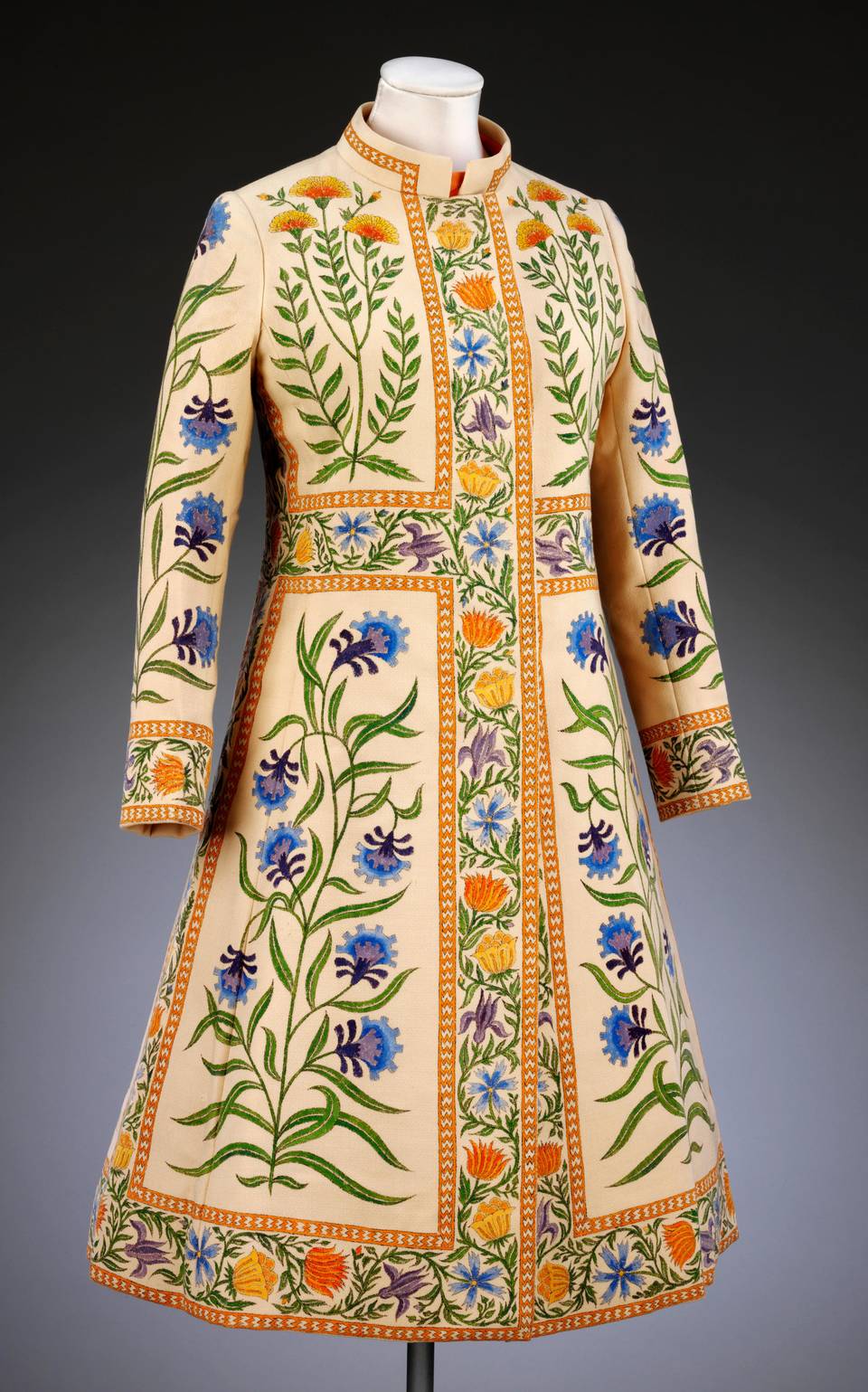 只能是白色？怎么清洗保存？另一种视角看婚纱|张小玉