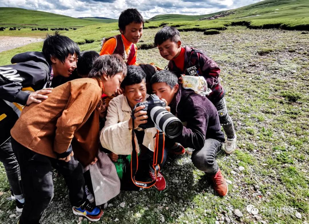 同饮一江水共话澜湄情现代诗,同饮一江水共话澜湄情是什么意思