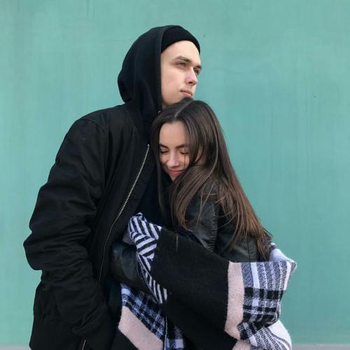 爱情是盲目和危险的,爱情是盲目的但却能使人看得很远