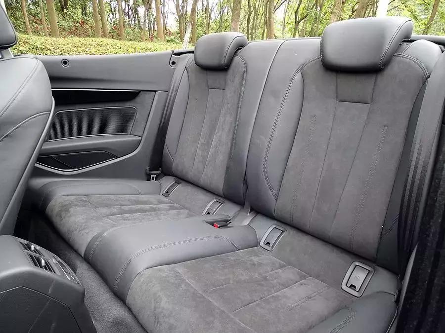 2018奥迪a5cabriolet敞篷2手,奥迪a5sportback45tfsi四驱版