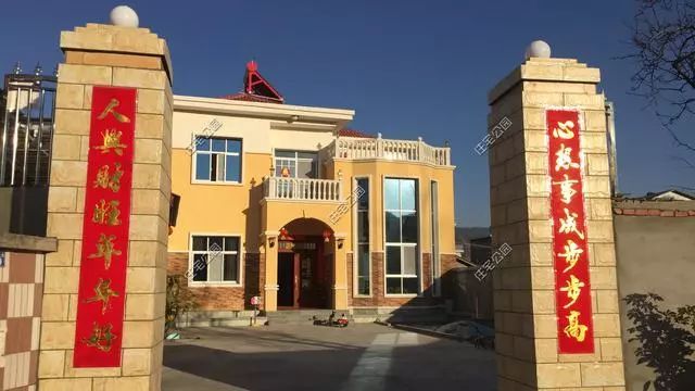 一层农村自建房施工队,工程队建房多少钱一平米