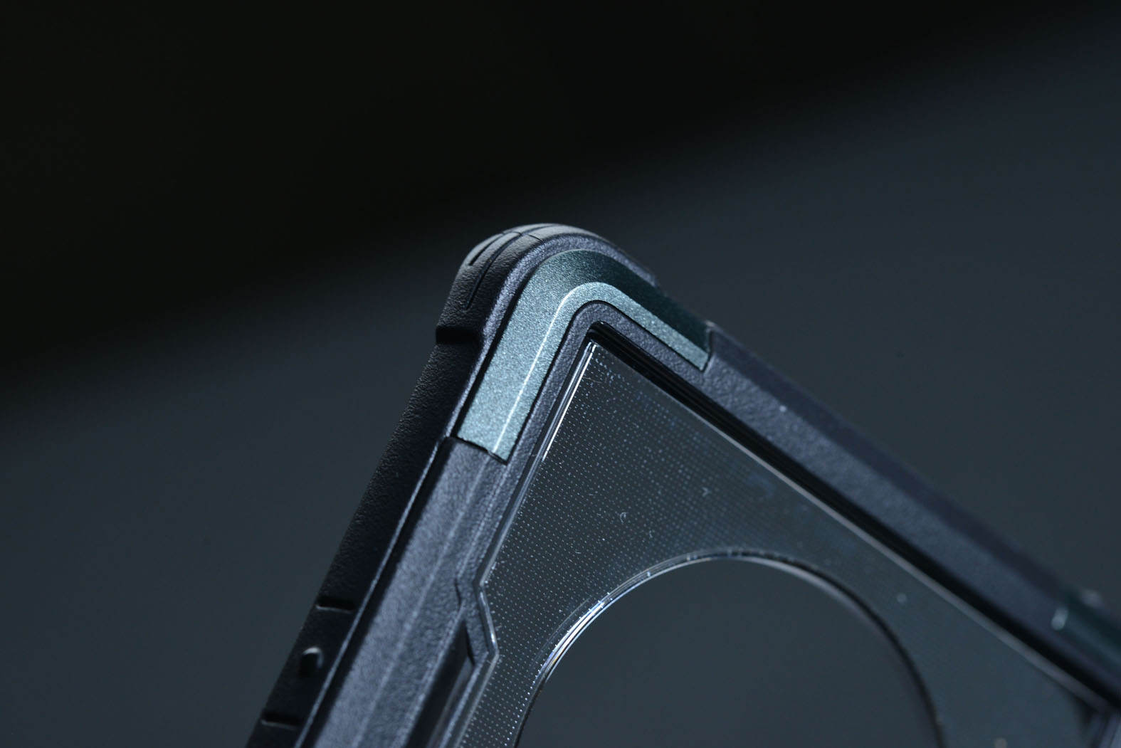 7000块的华为mate40pro,mate40pro蓝猩护甲防摔壳