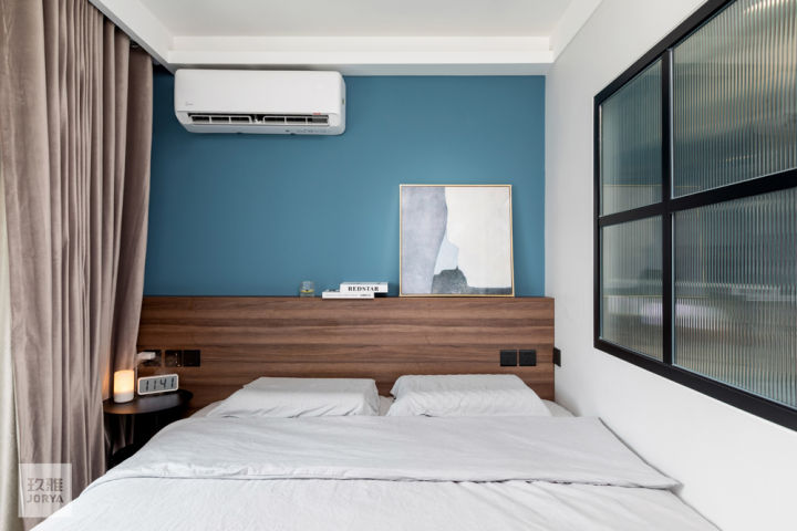 业主把家里收拾的井井有条,美女收拾家干净卫生