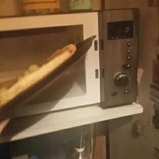 微波炉背面辐射大还是侧面辐射大,微波炉的辐射会对人体造成伤害吗