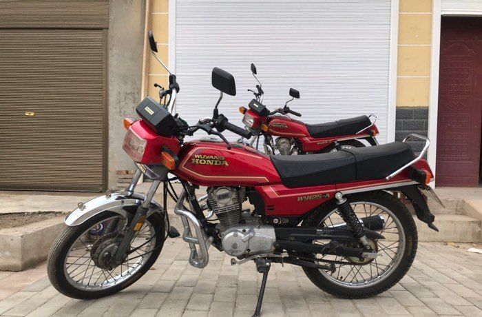 属于本田摩托的时代，94年本田90、98年本田125，都是神车啊