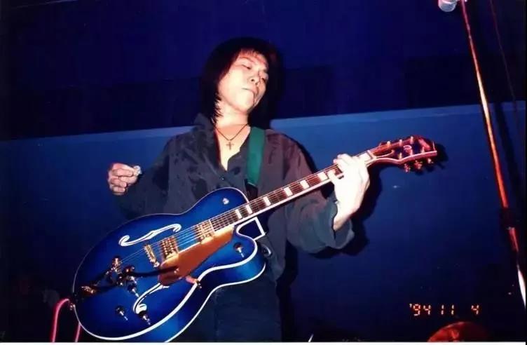 伍佰lastdance12年演唱会,伍佰lastdancegif