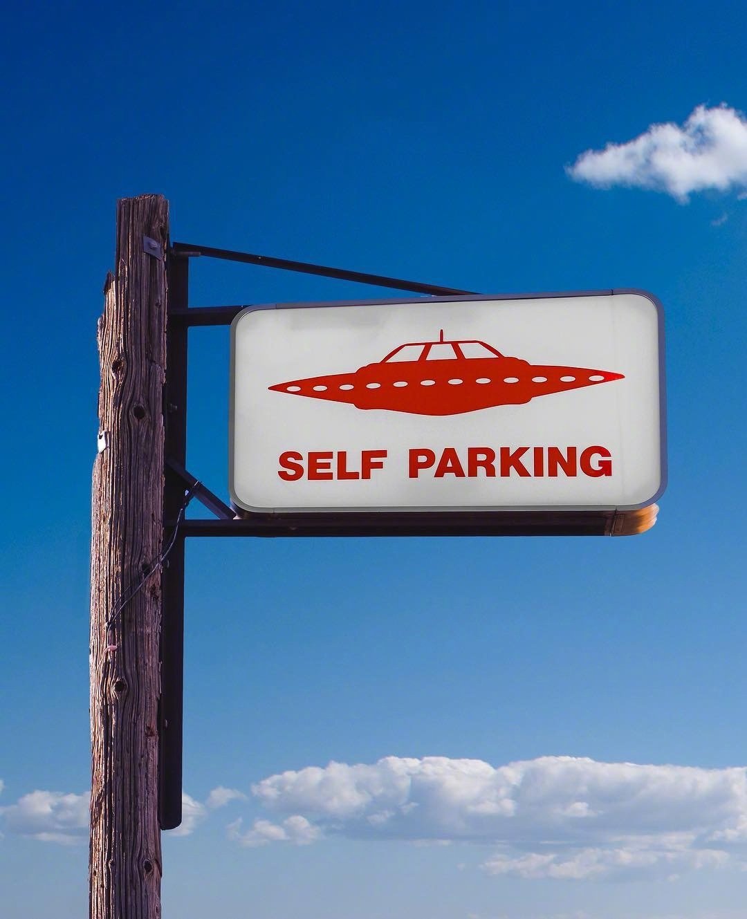 路边反光字广告牌图片大全,路边广告牌素材