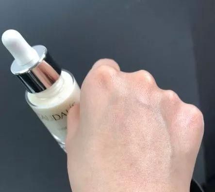 「评测」这7支美白精华，满足了敏感肌的我对提亮淡斑的所有幻想