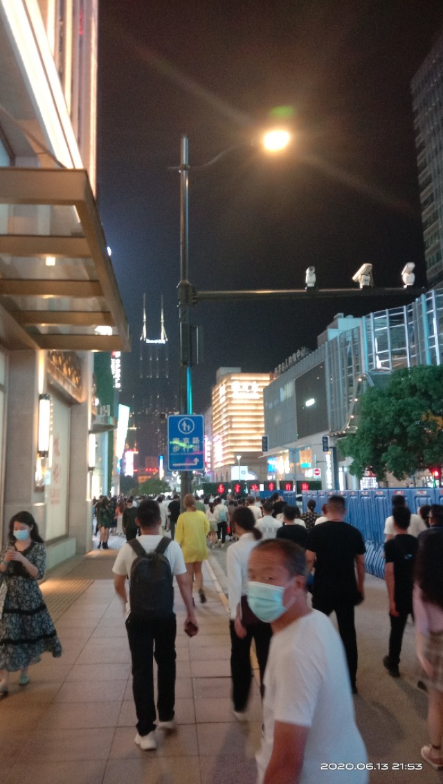 上海达丰电子厂一个月多少钱,上海达丰公司电话多少