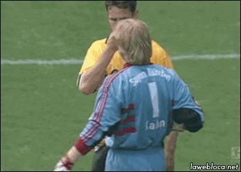 阿迪达斯老款猎鹰足球鞋测评,adidas足球鞋猎鹰2022黑红