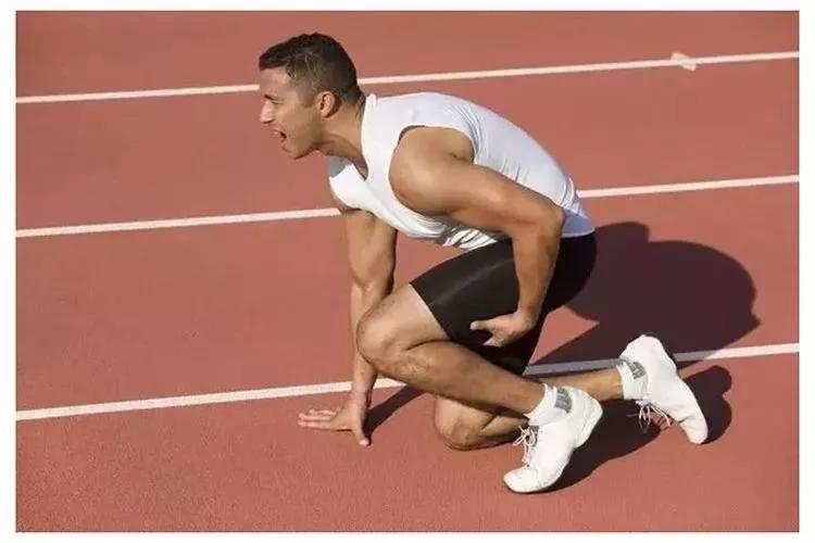 腿脚抽筋不仅仅是缺钙这么简单,腿抽筋严重缺钙怎么治疗有效果呢