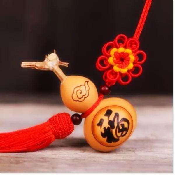 汽车挂饰不适合挂什么,汽车挂件挂什么保平安好