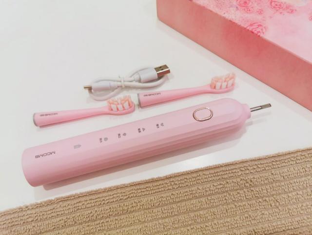 美国电动牙刷mcomb,usmile和mcomb电动牙刷