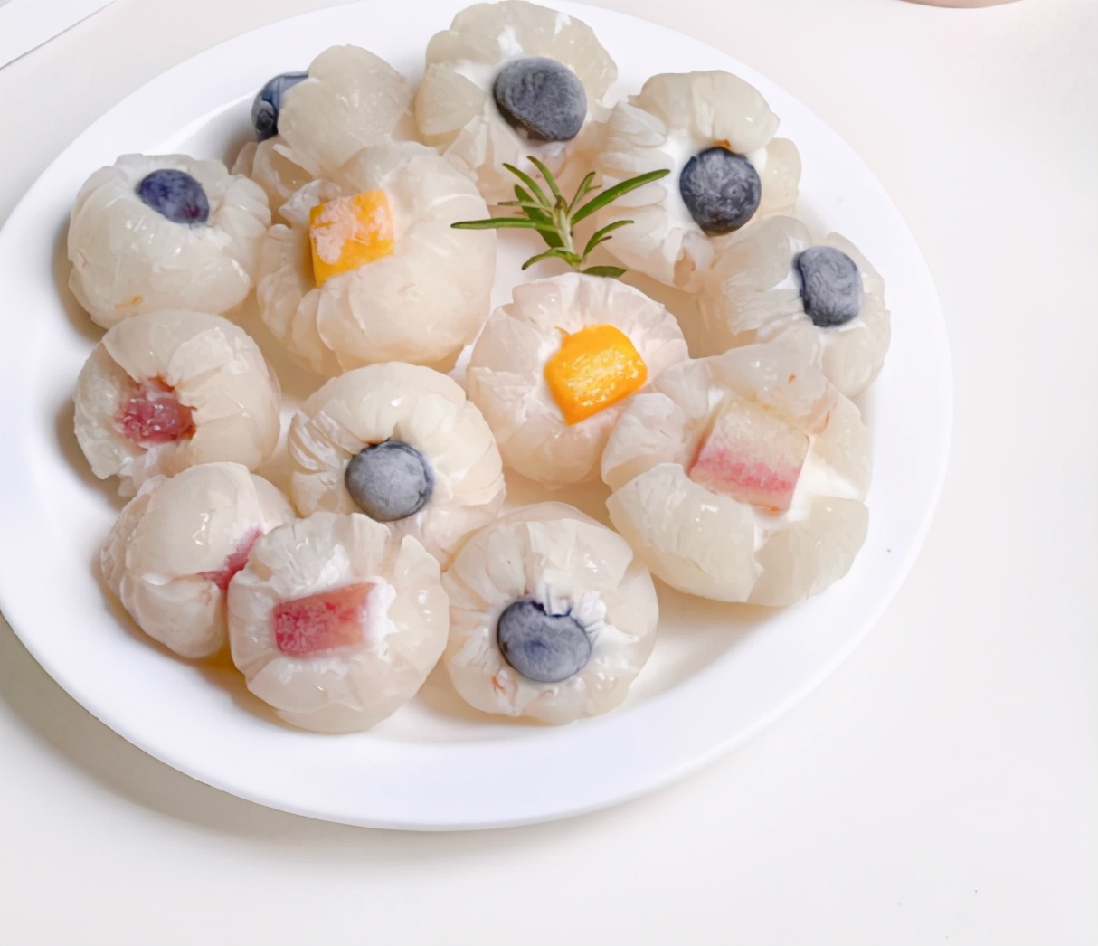 爆浆的酸奶荔枝冻,不用酸奶自制荔枝酸奶冻