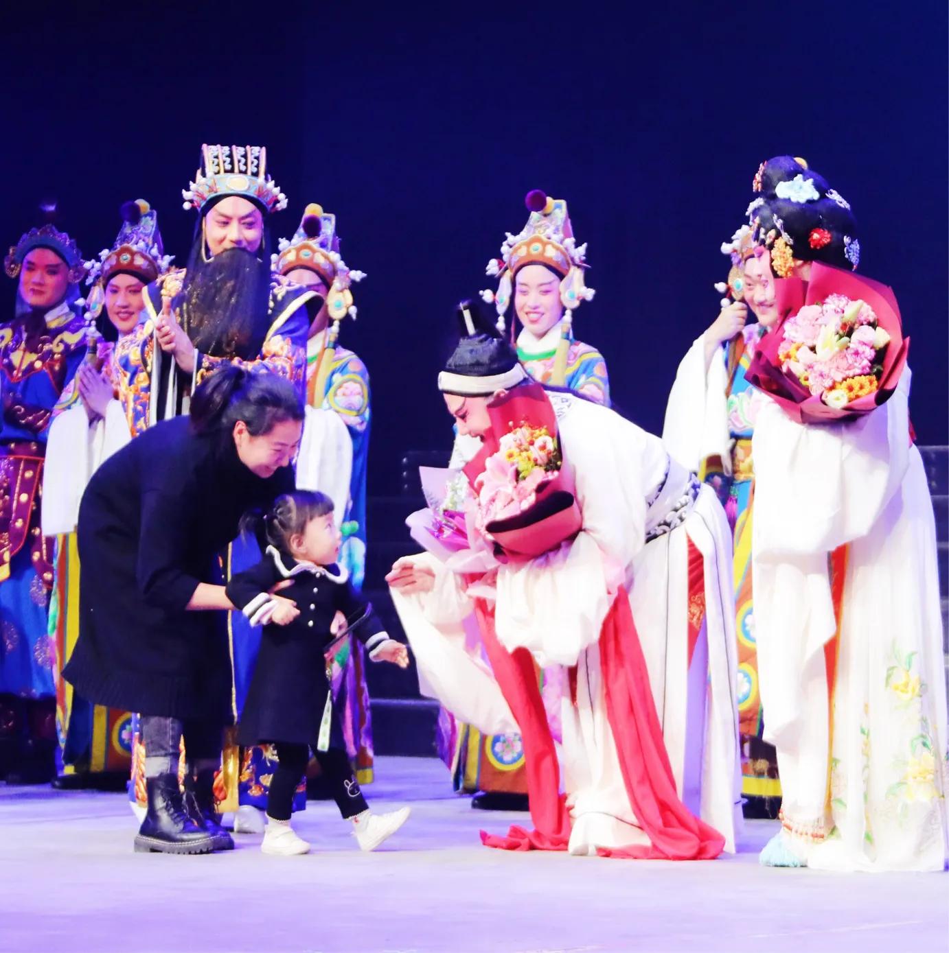 为什么京剧堪称国粹,为什么京剧被誉为我国的国粹